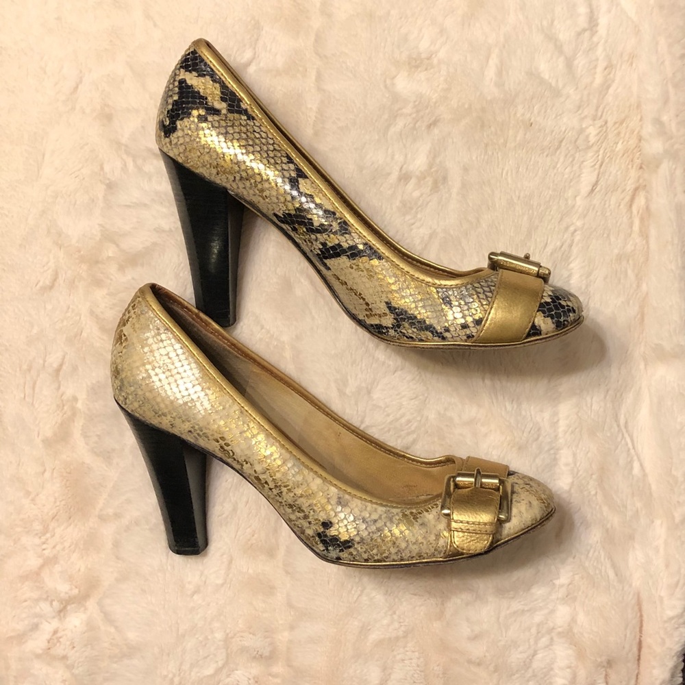 Michael Kors Gold/Black Snakeskin Design Heels